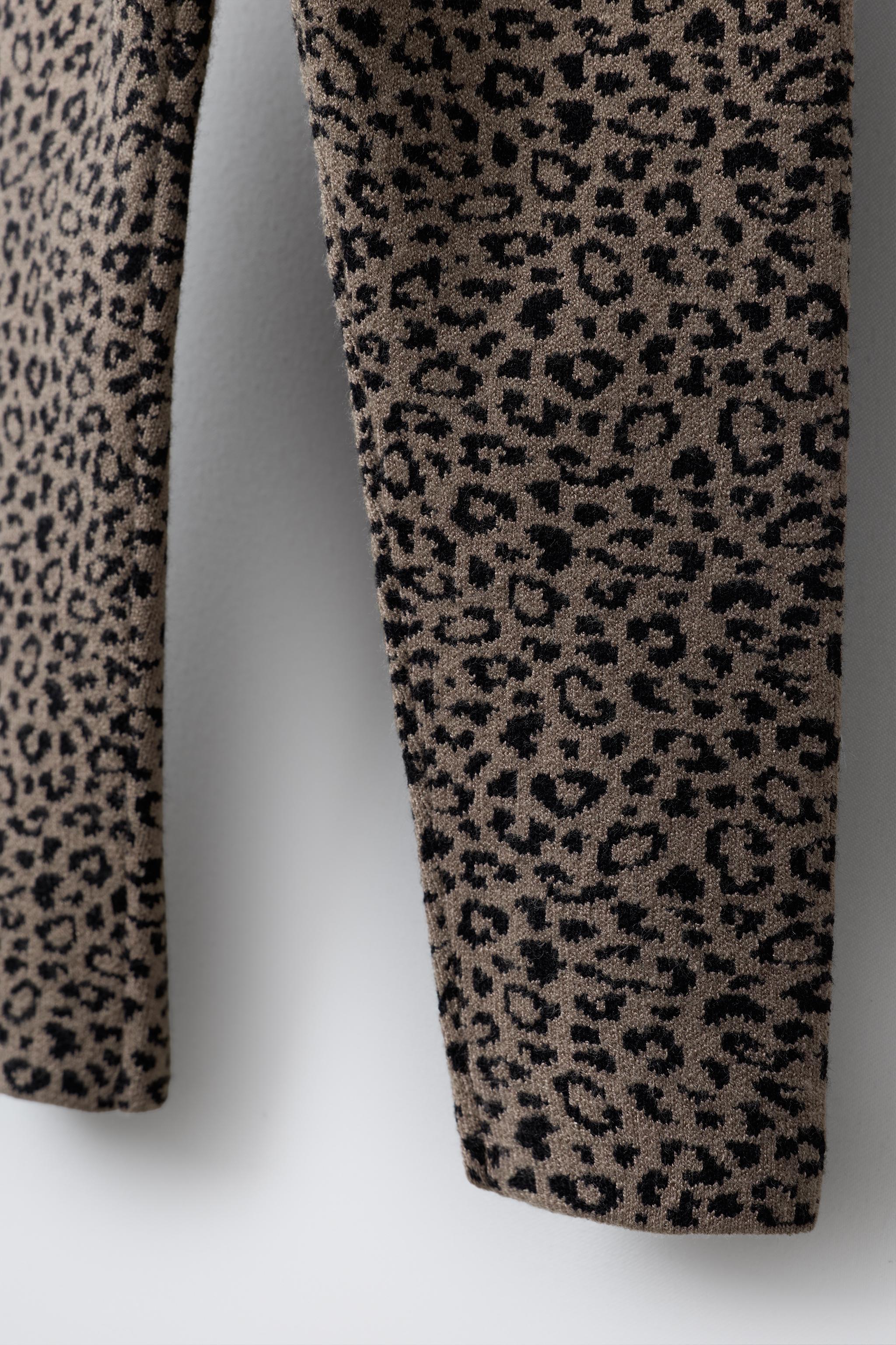 LEGGING EN MAILLE ANIMAL PRINT
